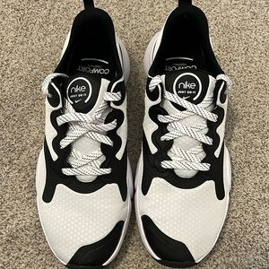 Men’s Nike SpeedRep Size 11.5. Black & White, brand new, never worn